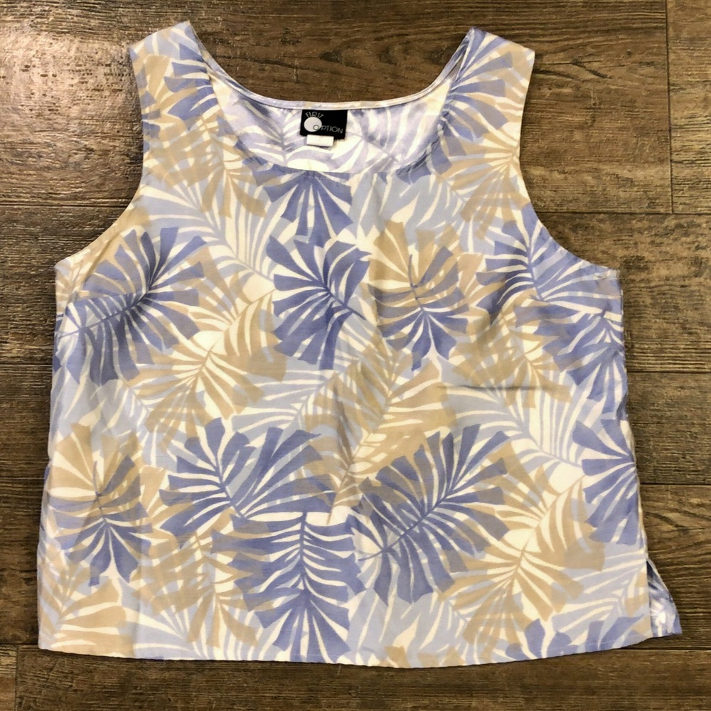 NWOT blue/tan palm top